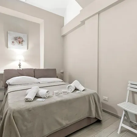 Garibaldi - Centre Flat For 4 - Happy * Loano
